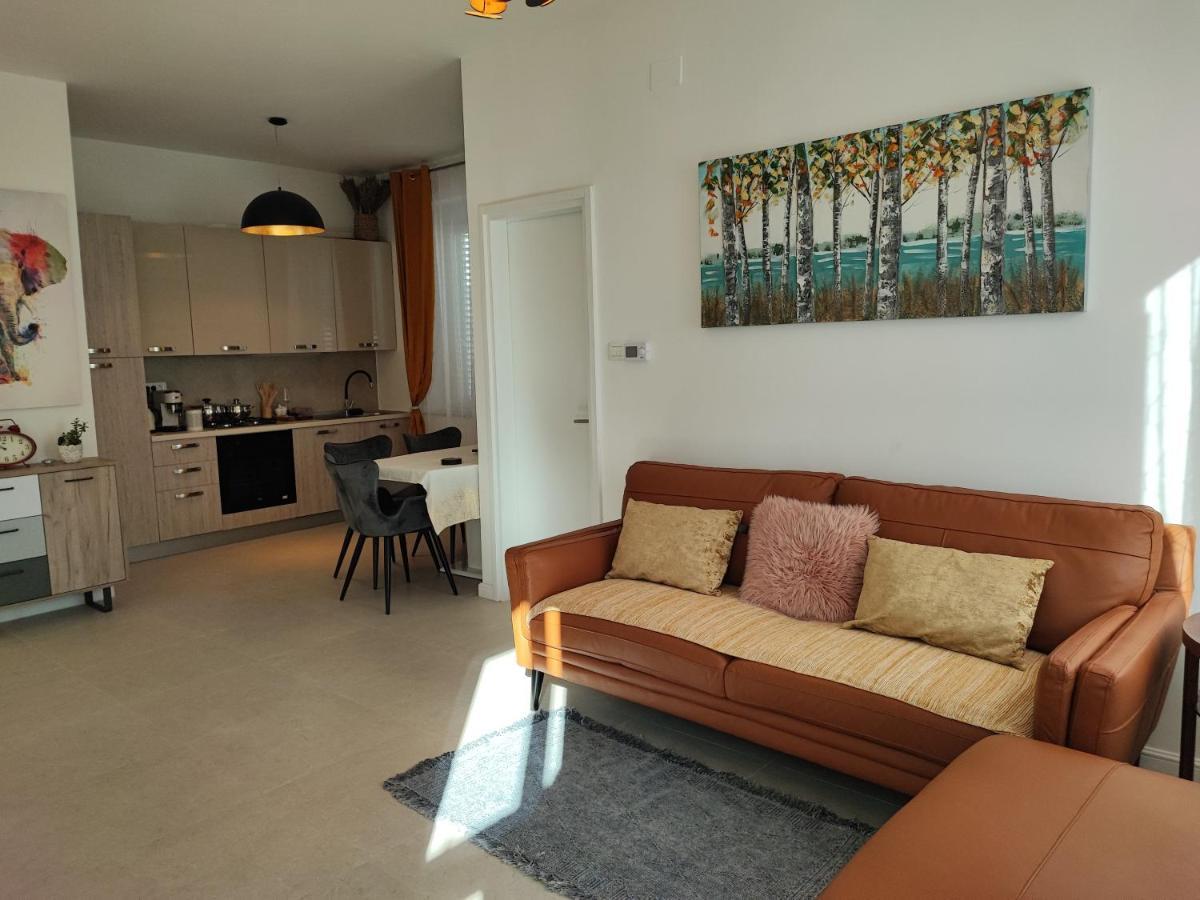 House Apartment Torretta Rijeka Bagian luar foto